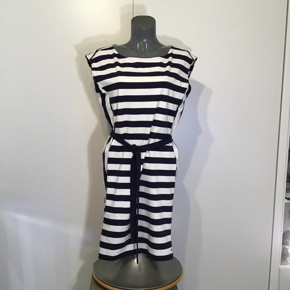 Tommy Hilfiger Nautical Dress with Cap Sleeves and Square Neckline Size L